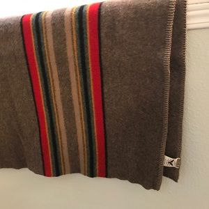 Pendleton Yakima Camp Blanket